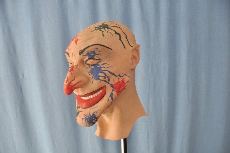 Zipo Foam Latex Mask